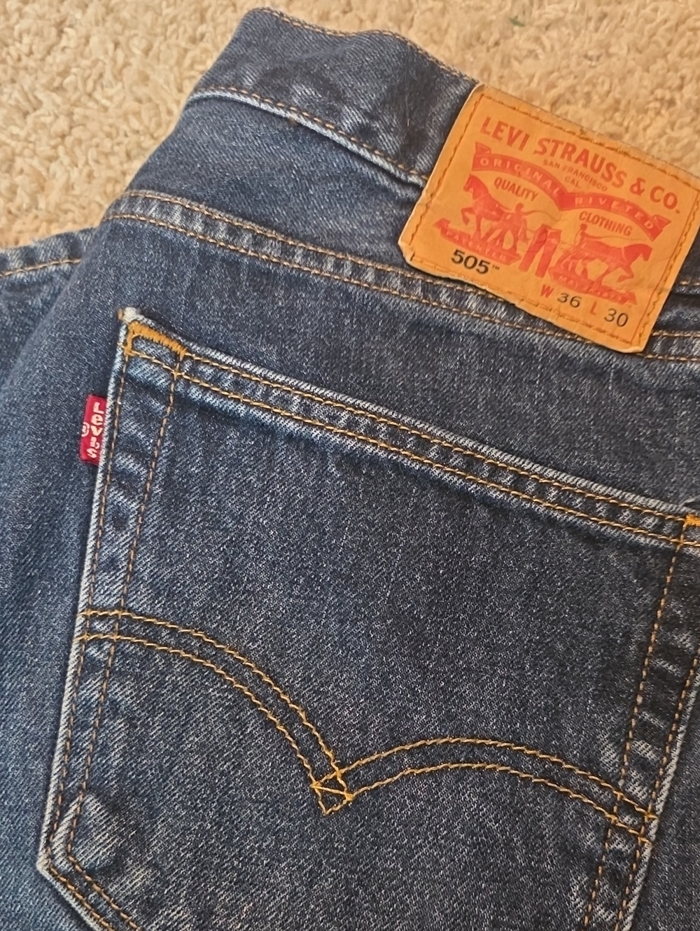 Levi's 505 Straight-Leg Jeans 36x30